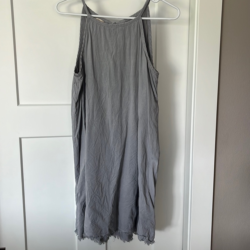 Cloth and Stone frayed v neck dress
